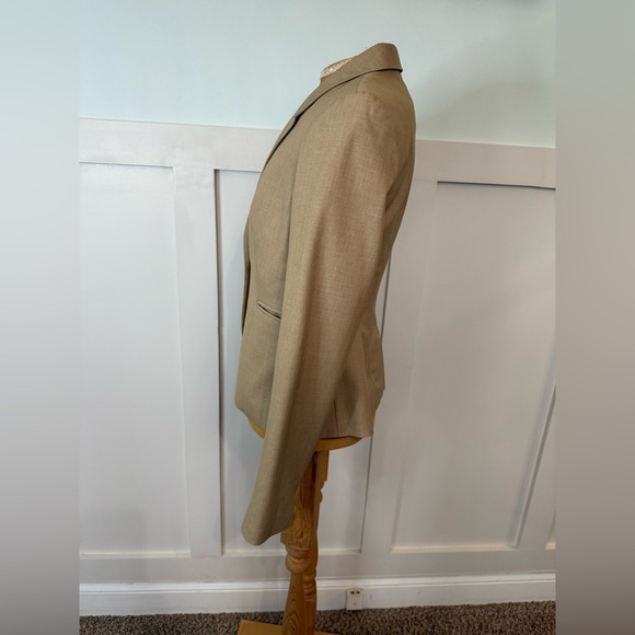 The Limited Collection Tan Light Brown Blazer Suit Coat Jacket Women’s Size 4 - Picture 2 of 9